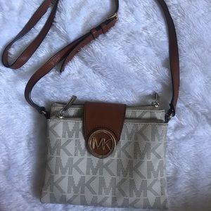 Michael Kors crossbody